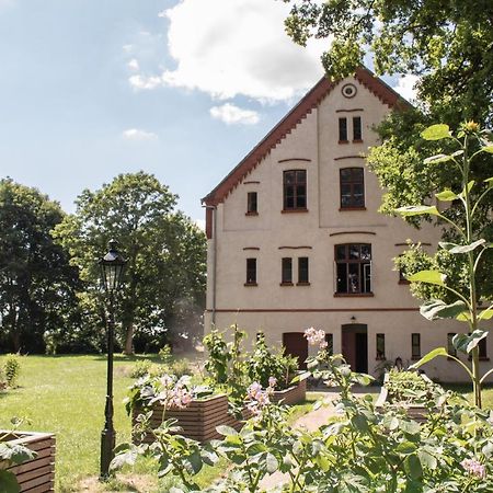 Gutshaus Zarchlin Apartment Barkhagen Екстериор снимка